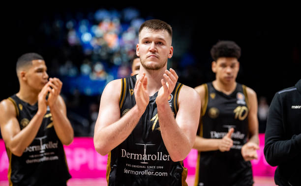 依旧存在翻 依旧存在翻